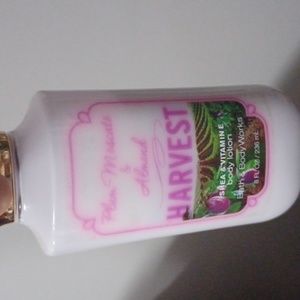 Discontinued scent plum moscato & almond,rare